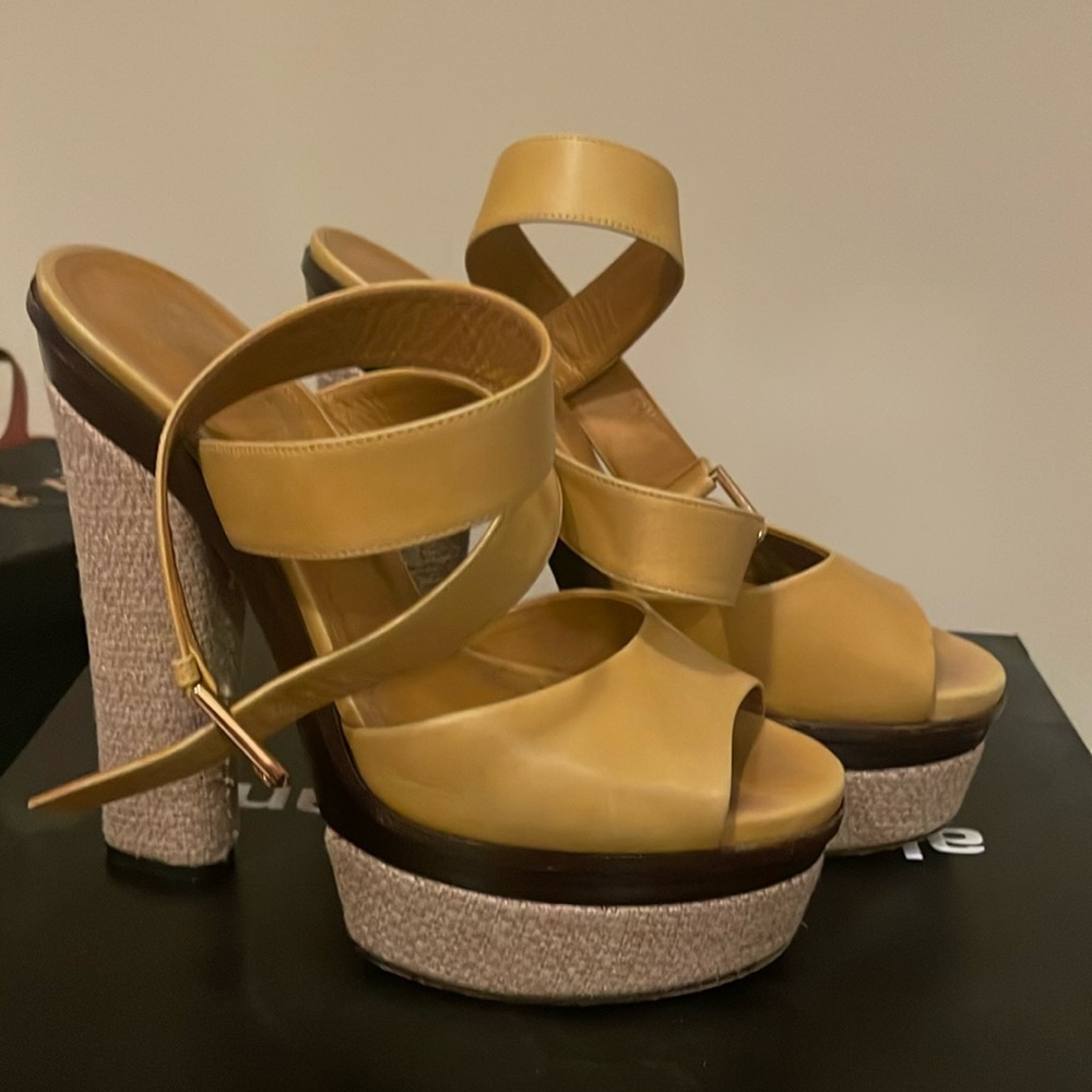 Ysl Platform Sandals. Authentic - image 1